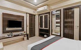 Townhouse 1182 Hotel Tirupati Galaxy