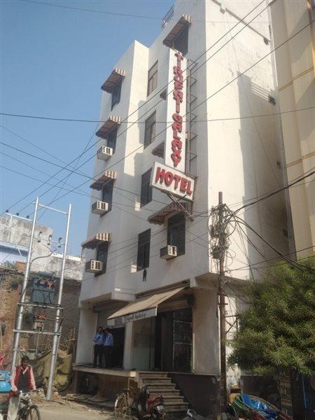 Townhouse 1182 Hotel Tirupati Galaxy Kanpur Exterior photo
