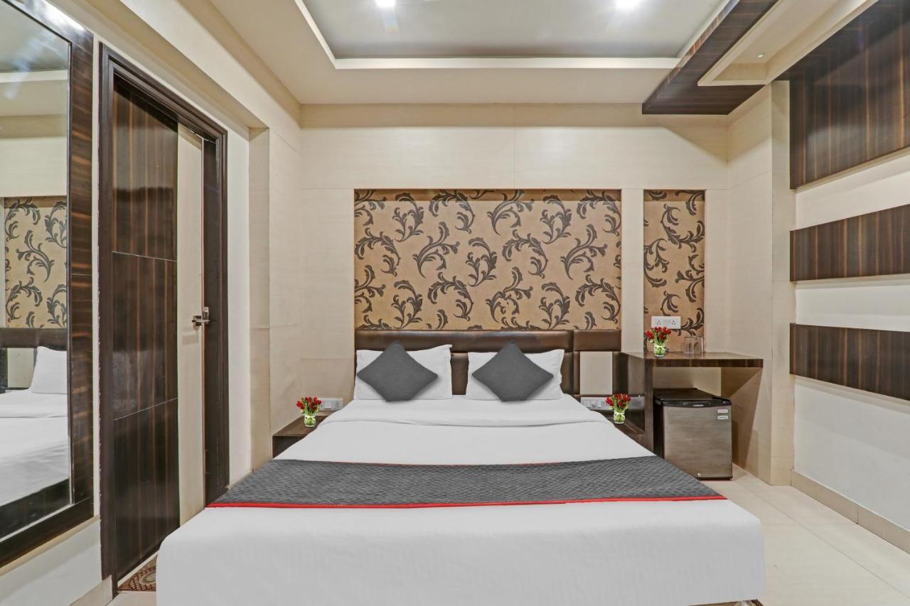 Townhouse 1182 Hotel Tirupati Galaxy Kanpur Exterior photo
