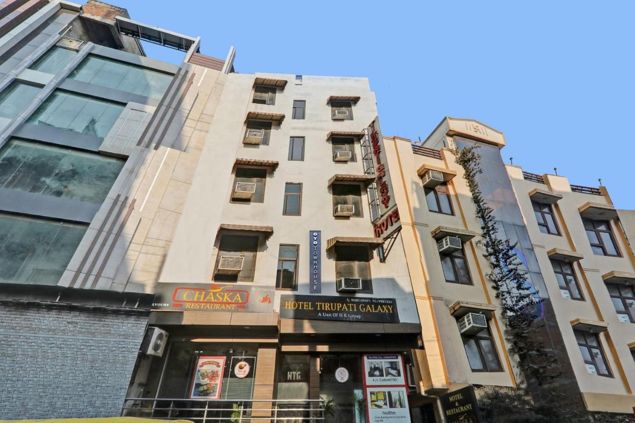 Townhouse 1182 Hotel Tirupati Galaxy Kanpur Exterior photo